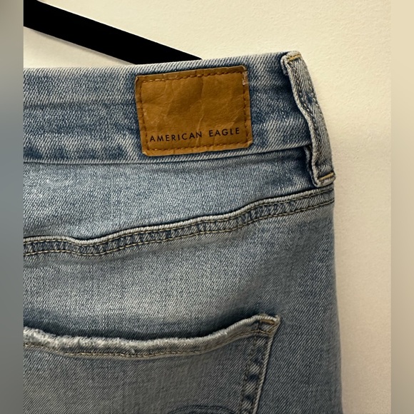 AMERICAN EAGLE  Distressed Mini Jeans Skirt - Size US 12 LONG - Picture 4 of 9